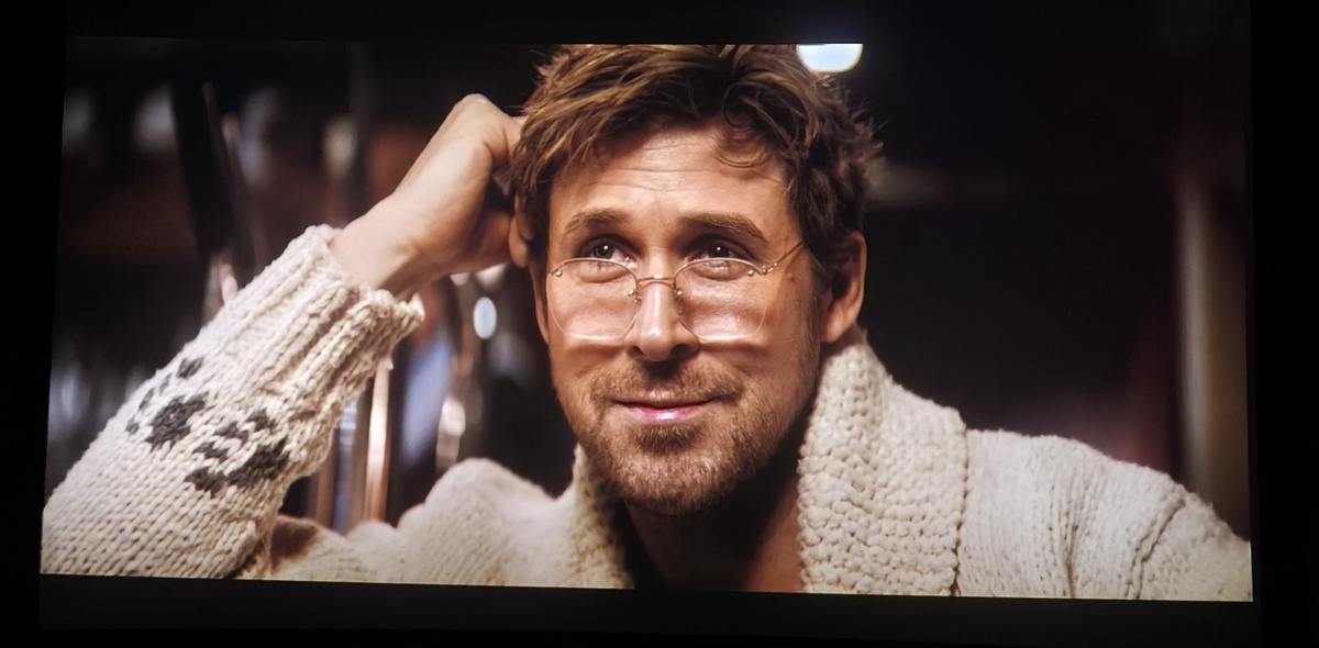 Кумир современной молодёжи Райан Гослинг...