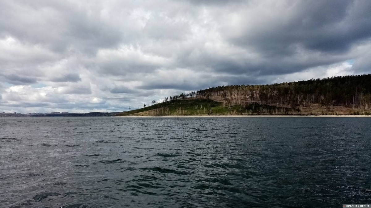     Водохранилище   
Никита Устинов © ИА Красная Весна