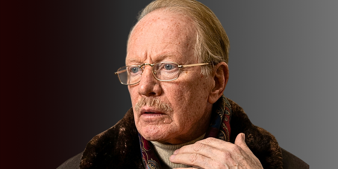 Почему Альберт Филозов стал чужим в своей семье?