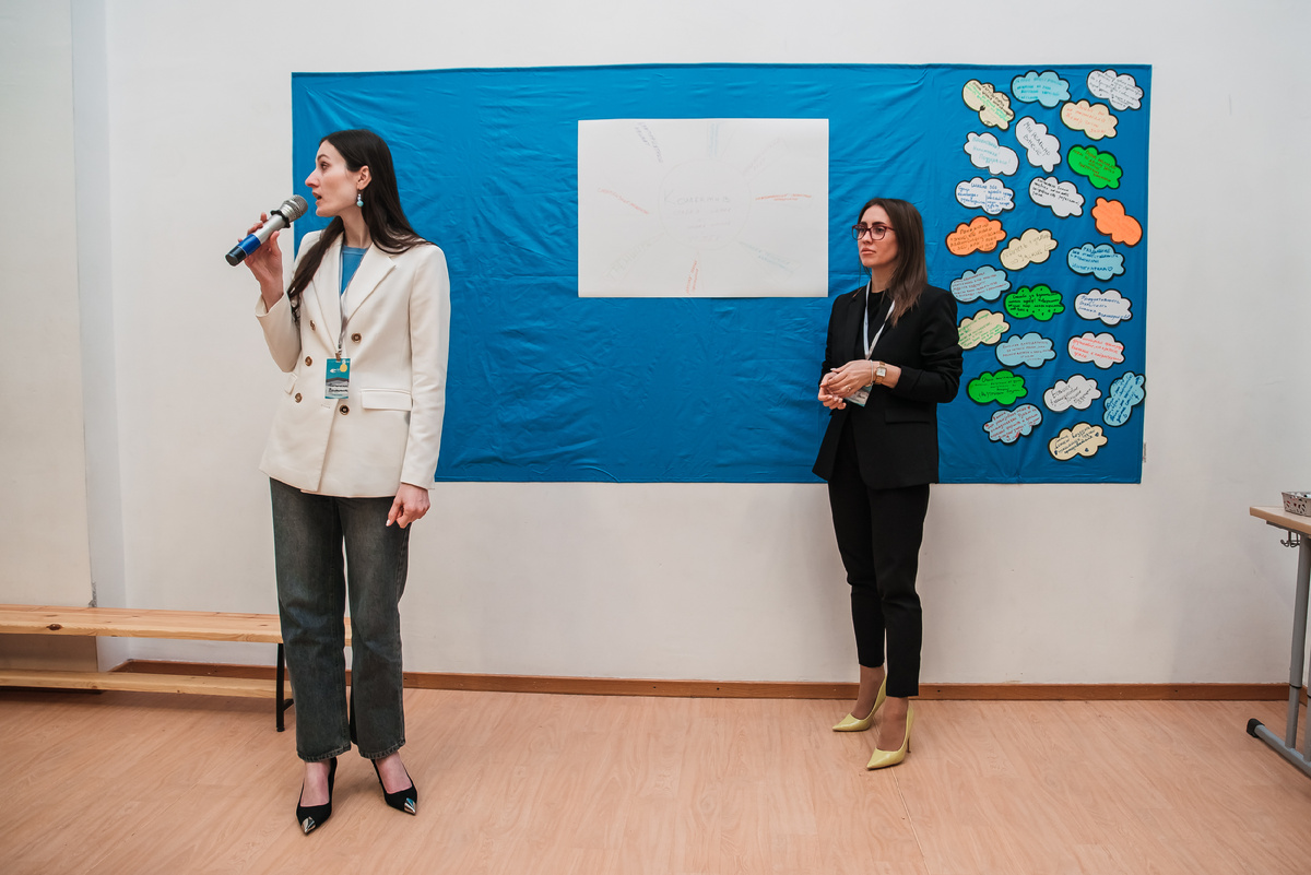 Выступаю перед коллегами со своими мыслями на тему "Старая школа против новой школы"