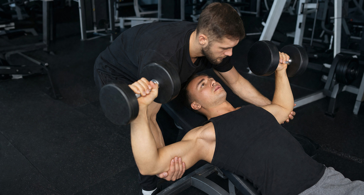 Упражнения на грудь: как сделать так, чтобы нагрузка не уходила в плечи и трицепс