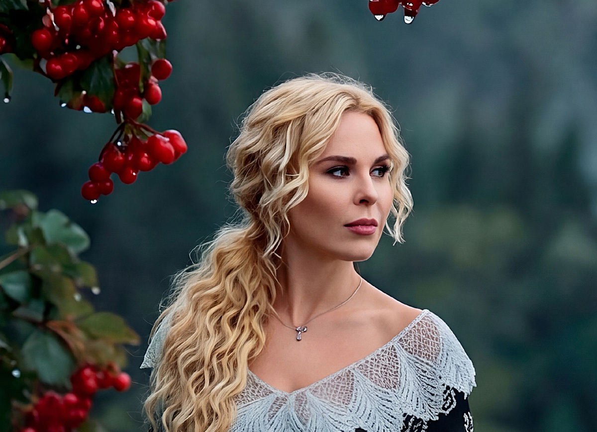 Пелагея, Заслуженная артистка России