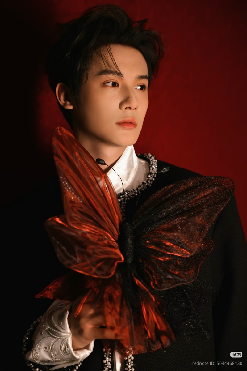 Чжэн Ечэн. Смотрите больше фото в галерее...