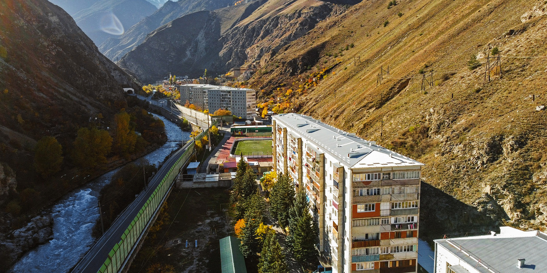 100 метров между горами: Мизур - самый узкий посёлок России