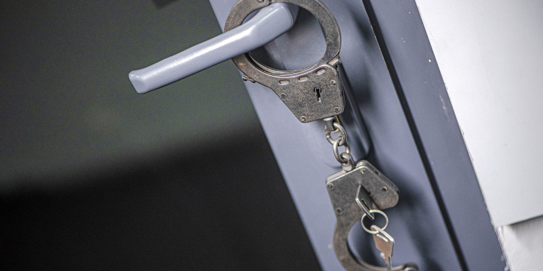 Суд вынес приговор четырем фигурантам дела о мошенничестве на Сахалине