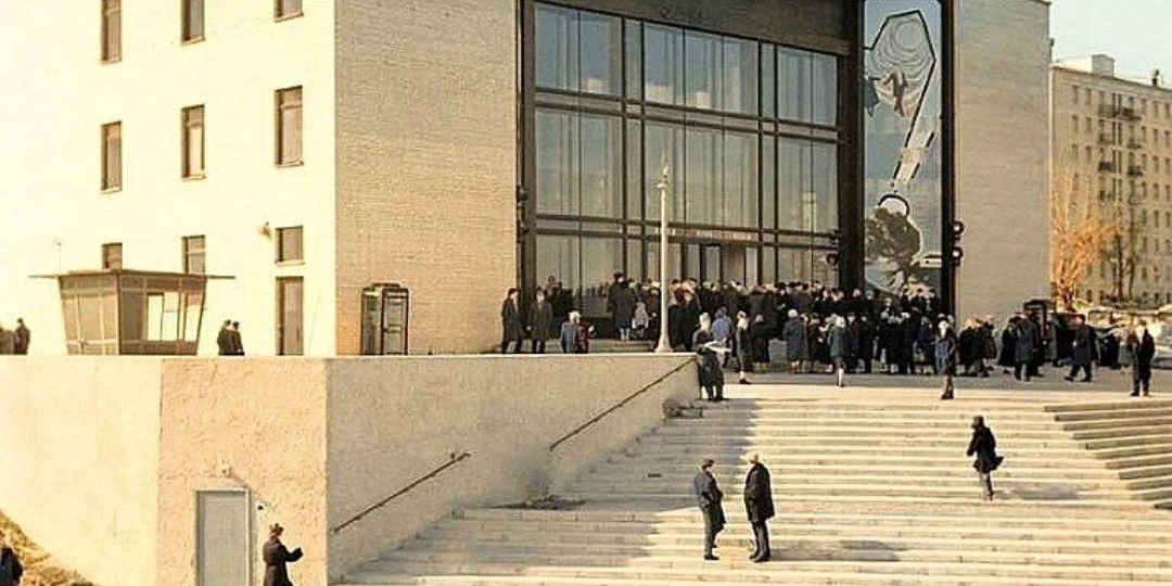 Иногда один фильм собирал у кинотеатра половину района