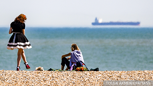     Фото: TOLGA AKMEN/EPA/TASS   
 Текст: Дмитрий Зубарев