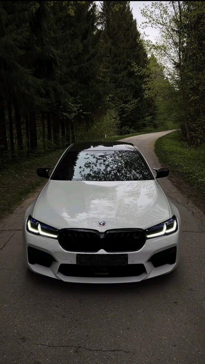 BMW М5. Картинка взята из Яндекс картинки.