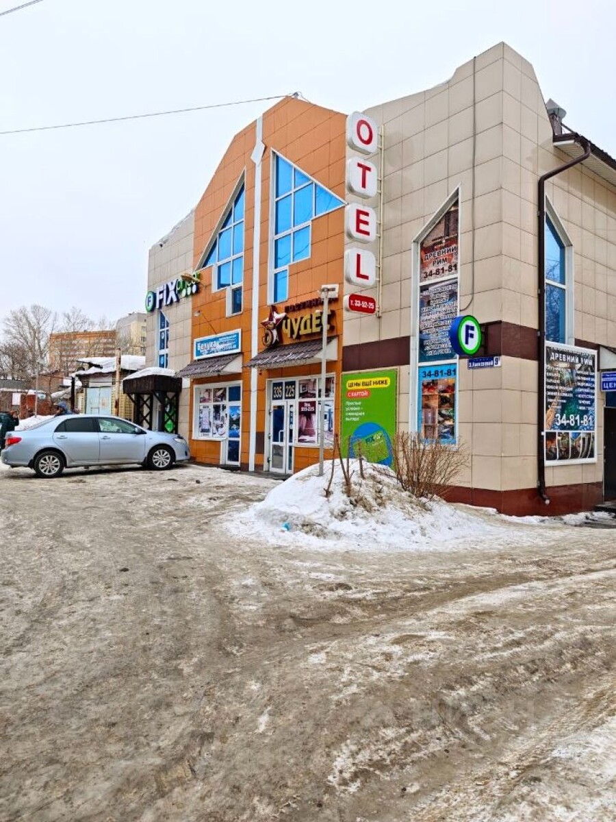    Здание находится на улице Эмилии Алексеевой, 9Б. Источник: cian.ru