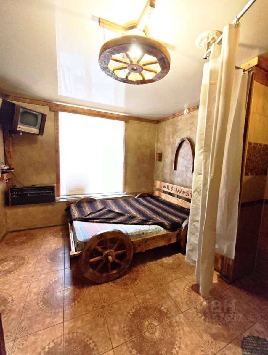    Здание находится на улице Эмилии Алексеевой, 9Б. Источник: cian.ru