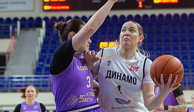     В Курске баскетболистки «Динамо-Фарм» впервые в сезоне обыграли лидера Суперлиги
