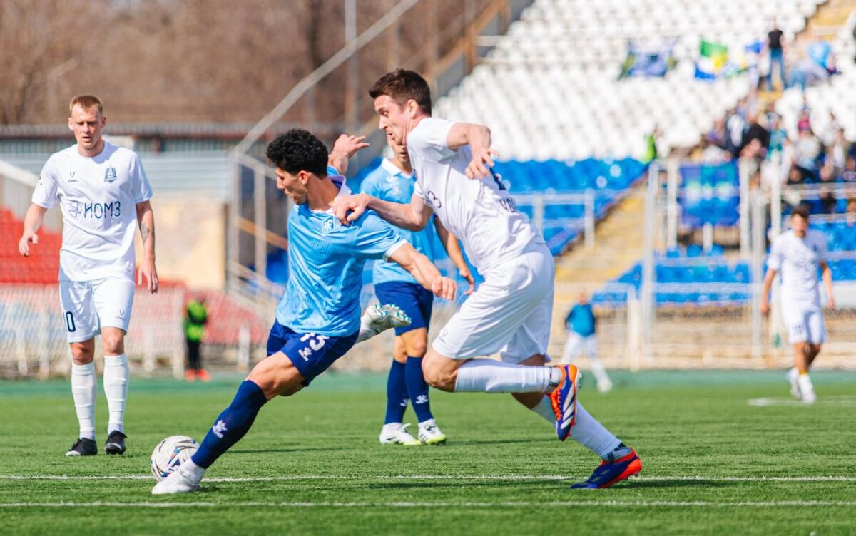    Футбольный клуб «Ижевск» начал сезон с поражения в Самаре
