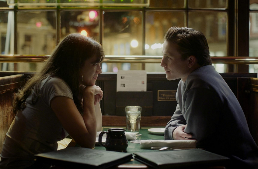 Листайте кадры.