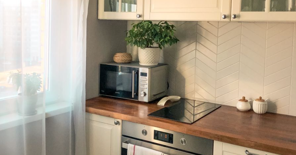 Уютно, как в детстве: 18 кухонь в хрущевках и сталинках