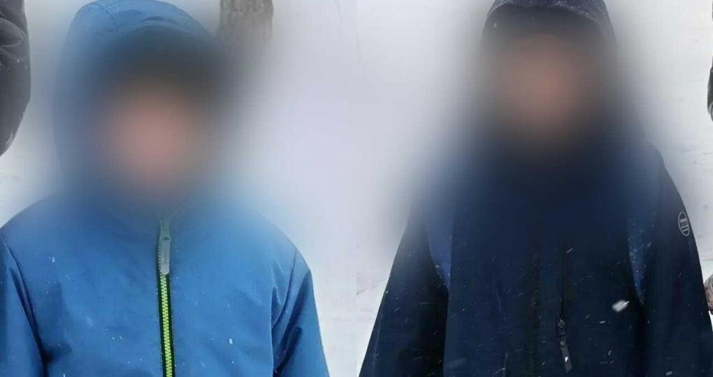 В Омске пропали два маленьких брата: ушли кататься на самокатах и не вернулись