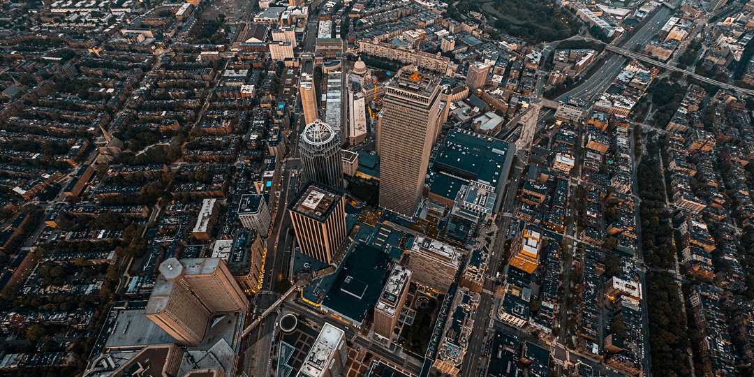 Как искусственный интеллект ускорил спасательные операции, снизил расходы на электричество и помог найти новые материалы