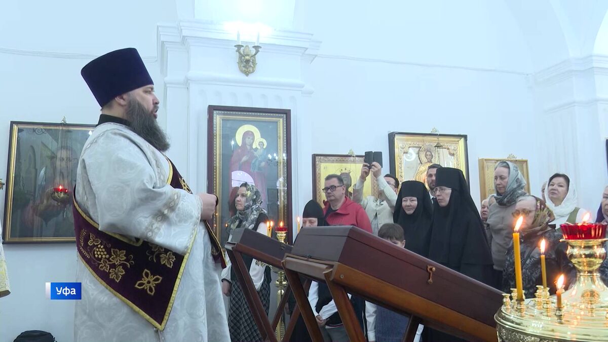    Впервые за 100 лет в уфимском храме Александра Невского состоялось богослужение – сюжет «Вестей»