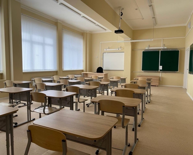     В 26 школах Курской области начались капремонты по нацпроекту «Молодежь и дети»