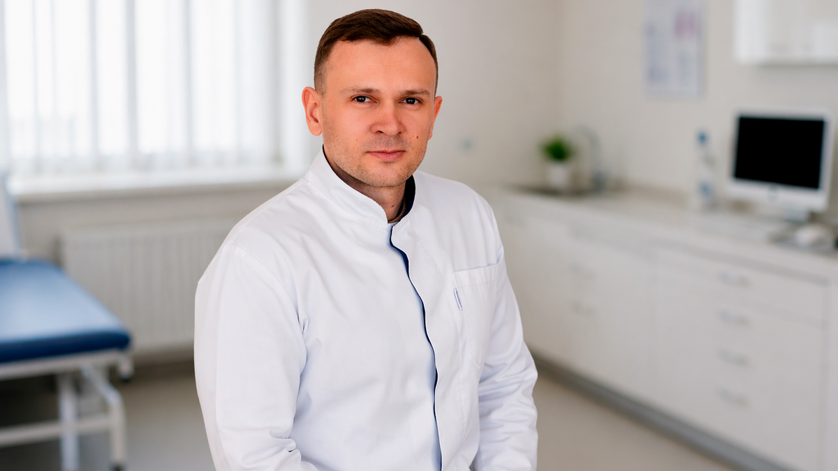 Врач оториноларинголог клиники Центр Реабилитации - Вятченников Дмитрий Васильевич