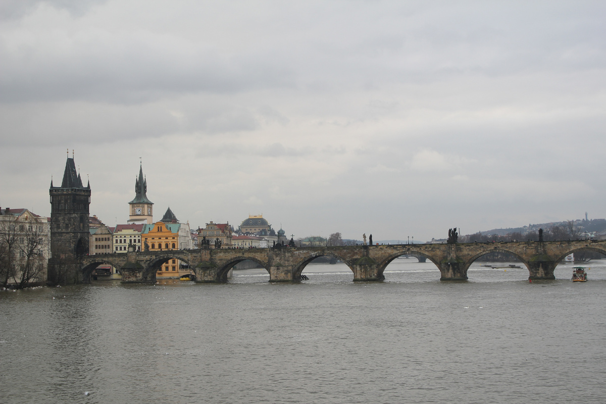 Карлов мост. Прага. Чехия. Фото из моего личного архива.