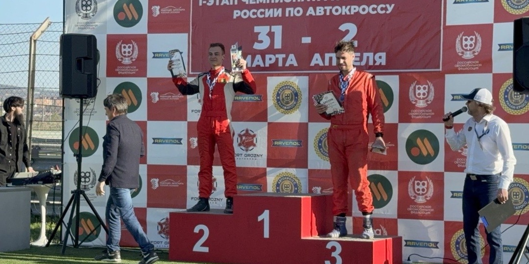 Братчанин дважды стал серебряным призёром на чемпионате России по автокроссу