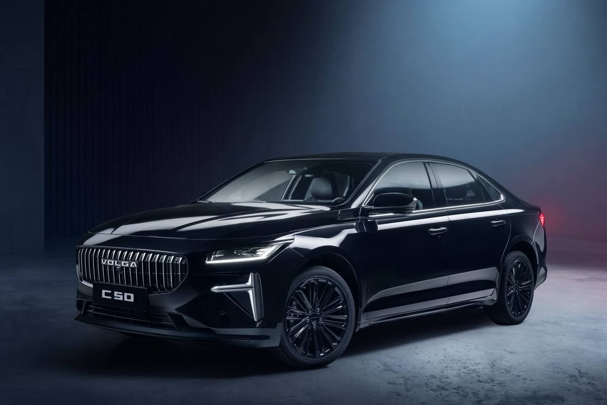 Новый седан Волга – официальное изображение