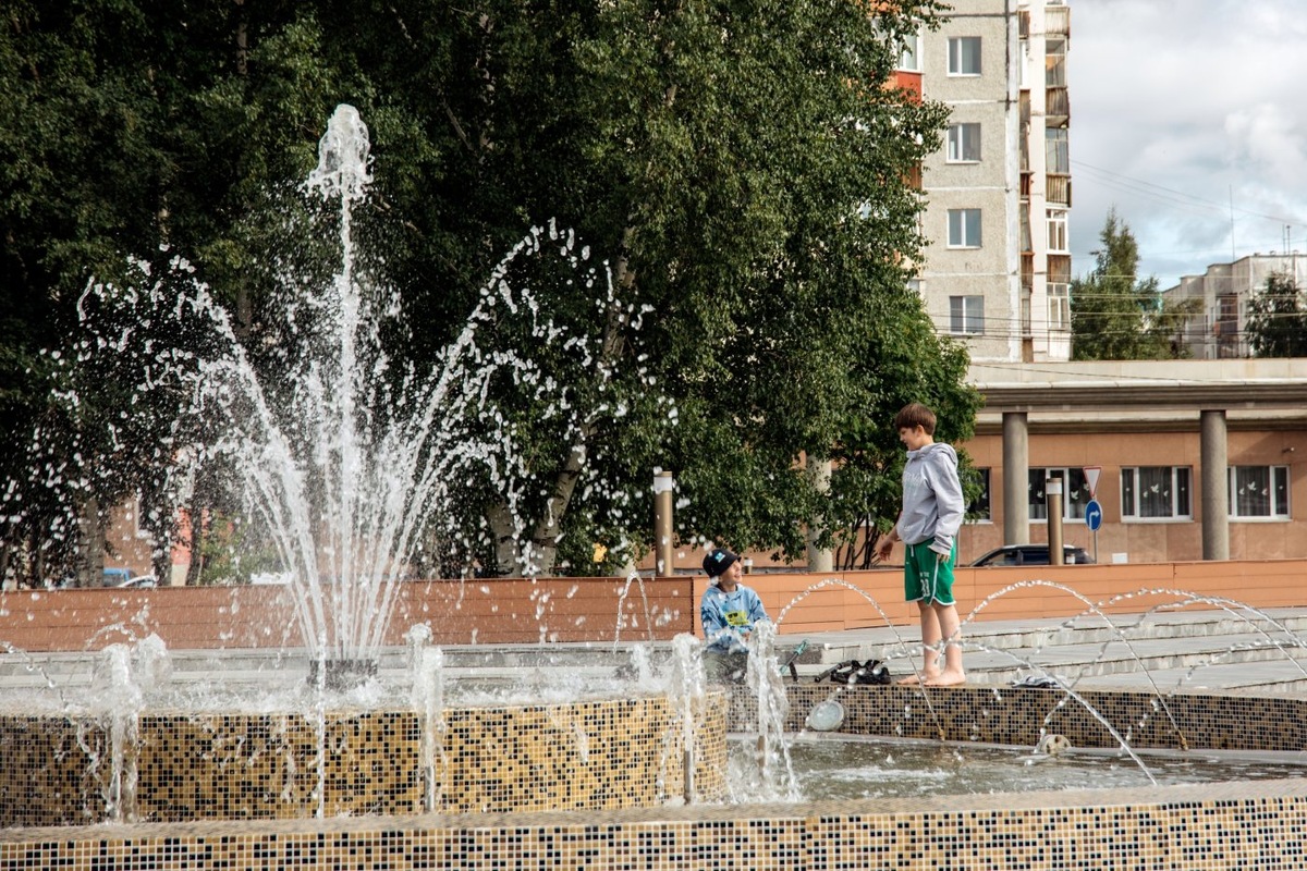    Югру ждут три аномально жарких месяца, обещают синоптики