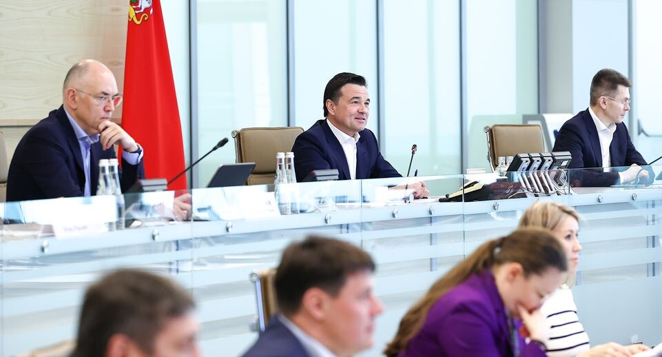    Губернатор на совещании обсудил подготовку ко «Дню добрых дел» / Медиасток.рф