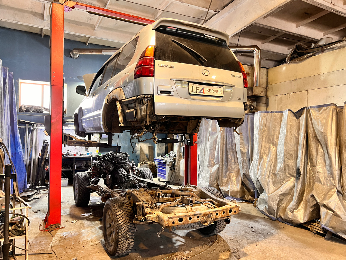 Ремонт рамы внедорожника Lexus GX и Тойота Ленд Крузер
