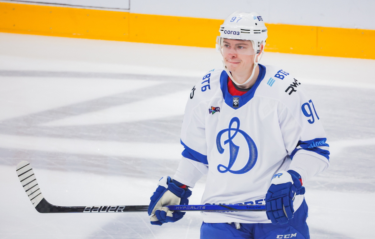    Форвард "Динамо" Никита Гусев  Кирилл Кухмарь/ТАСС