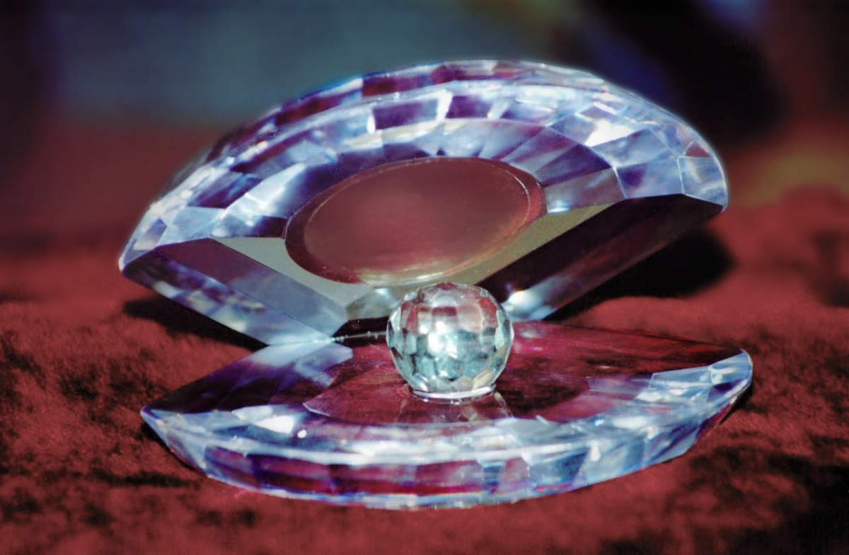 Жемчужина российского образования - статус, присвоенный системе ценностно-смыслового образования, основанного на технологии ЦССУ (ценностно-смыслового самоупарвления).  