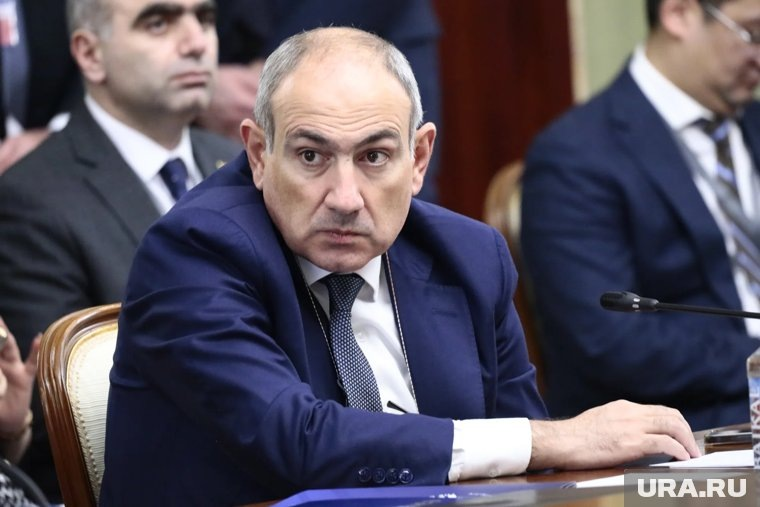 Армянский премьер постарался успокоить Москву и заявил, что фундаментальные отношения между Арменией и Россией не подвергаются сомнению