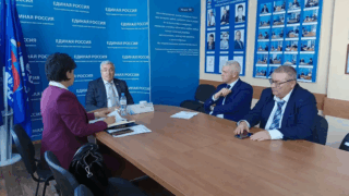    Пресс-служба депутата Государственной Думы Эдуарда Кузнецова Юлия Виноградова