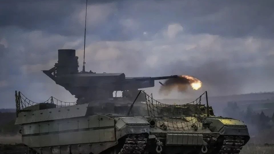 🔥 Огнём и гусеницами