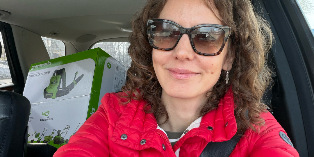 Первые работы на ДАЧЕ. Хоть снег и лежит, а работа уже кипит :)