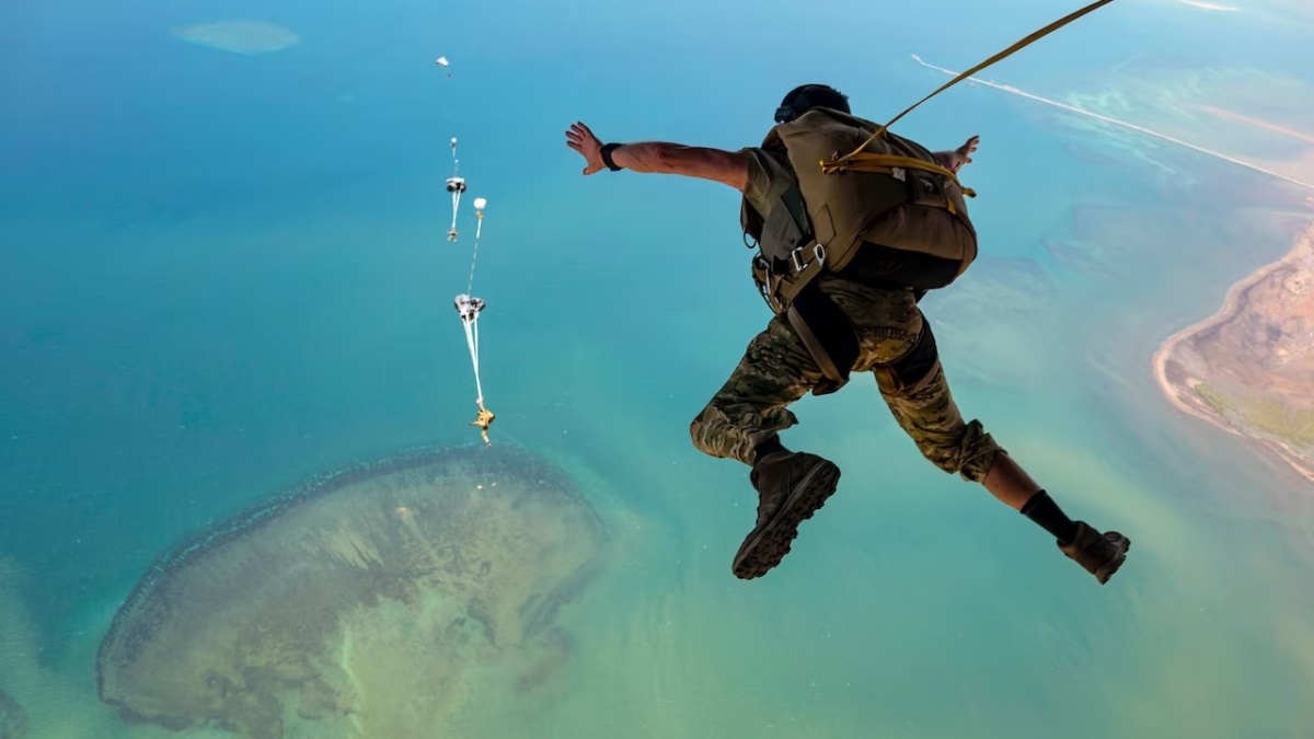 Официальный сайт Минобороны США www.defense.gov📷
