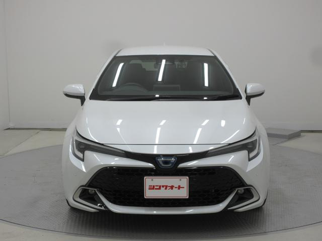 Toyota Corolla Sport- фото внешки - листайте, смотрите.