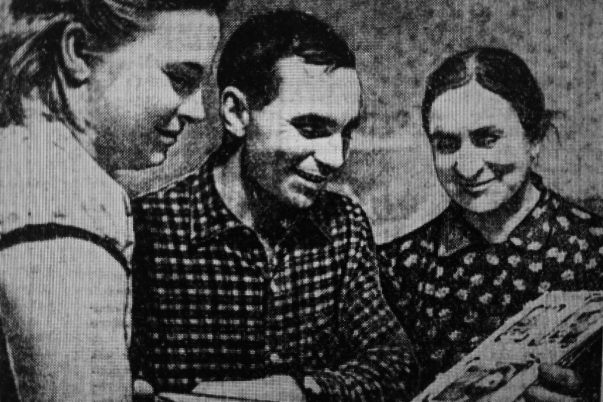 Апрель 1961 года. Прасковья Ивановна, Евгений и Лидия.
Фото из редакционного архива