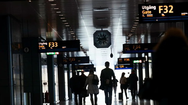    Власти Швеции: мы будем депортировать ещё больше людей, несмотря на их жалобы и протесты