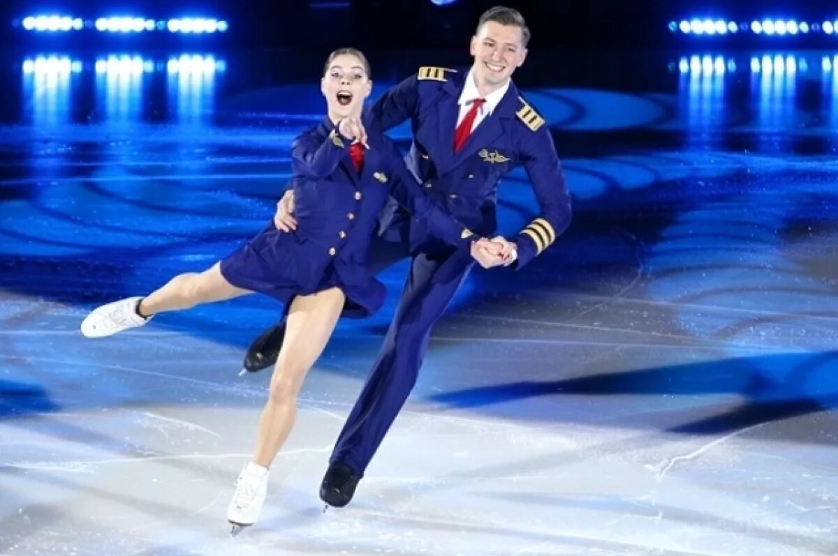    Анастасия Мишина - Александр Галлямов представили яркий номер.