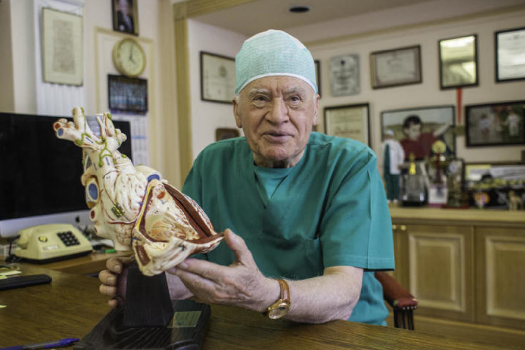 Лео Бокерия