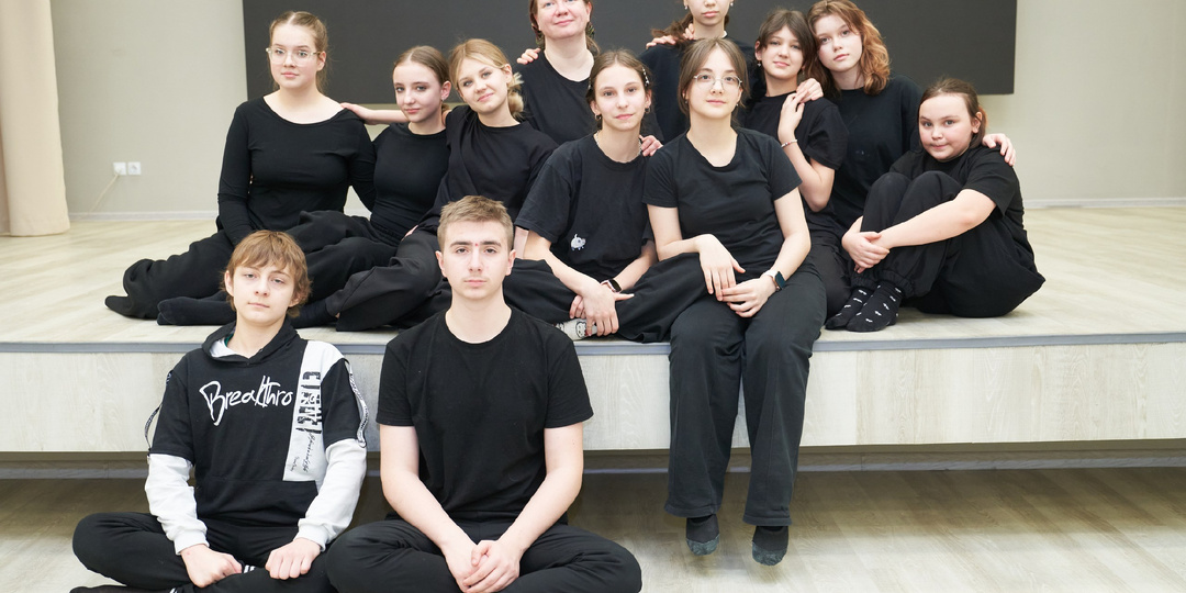 ТЕАТРАЛЬНАЯ «ПЕРСПЕКТИВА» В ВЫБОРГСКОМ. ЗДЕСЬ СТАНОВЯТСЯ АКТЕРАМИ