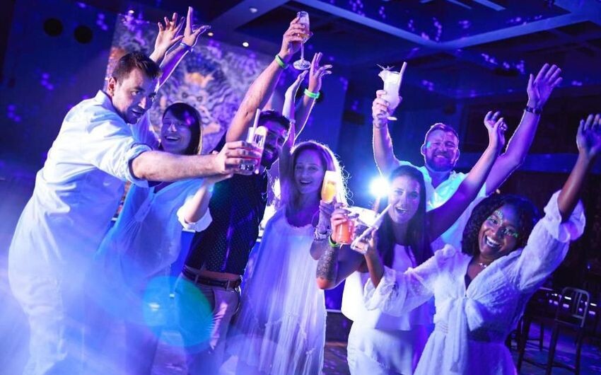 
Дискотеки на Мальдивах