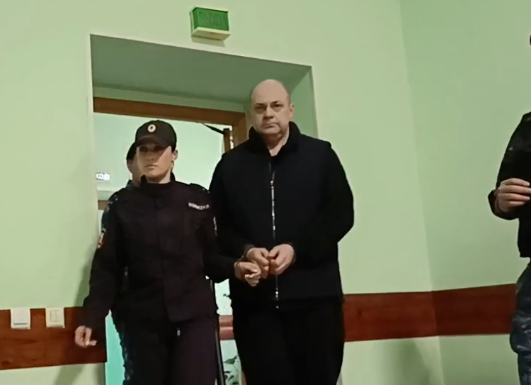     В Курске 6 апреля вынесут приговор экс-губернатору Алексею Смирнову