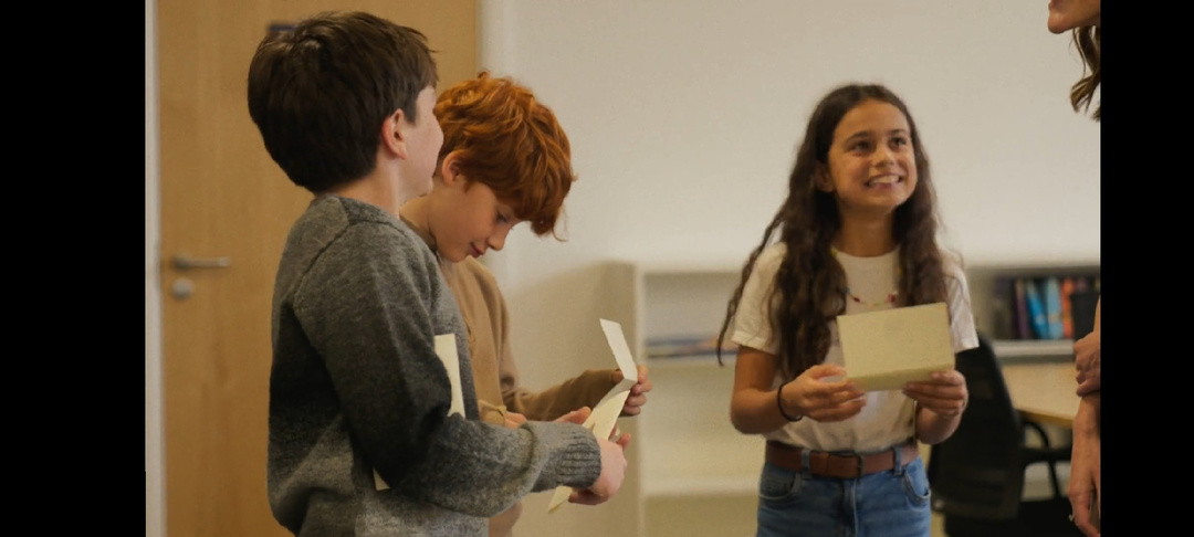 40 000 детей на пробах, 10 живых сов и Дамблдор, который будет стареть вместе с нами. Как создают нового Поттера