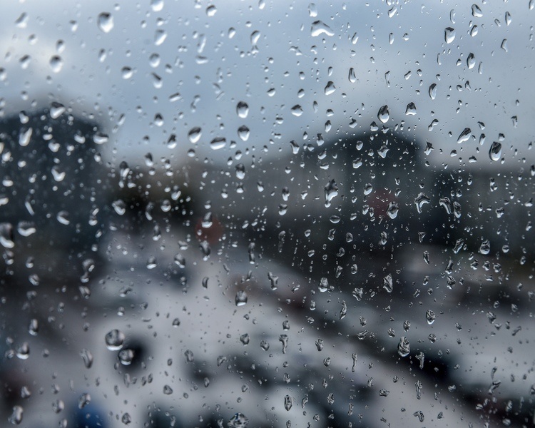     В Курской области 7 апреля ожидаются грозы, снег и похолодание