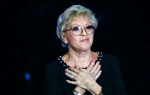 Ангел – Хранитель есть у каждого крещёного человека. И, скорее всего, он- это энергия ушедших и любивших нас людей.