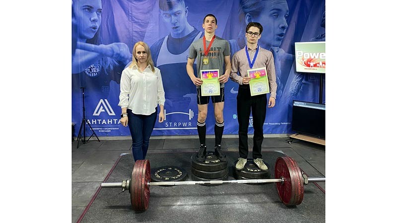    КМС для Домашова, золото для Щербакова
