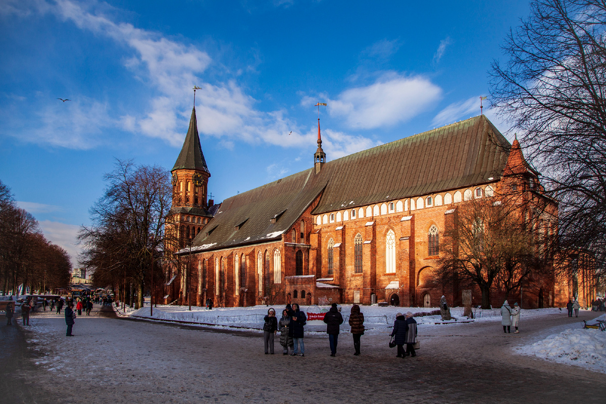 Вид на Кафедральный собор от Медового моста