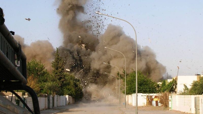     Взрывы    
(cc) James McCauley